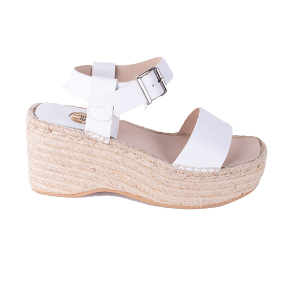 RAS WHITE HEELS SANDALSWOMENS SIZE 40